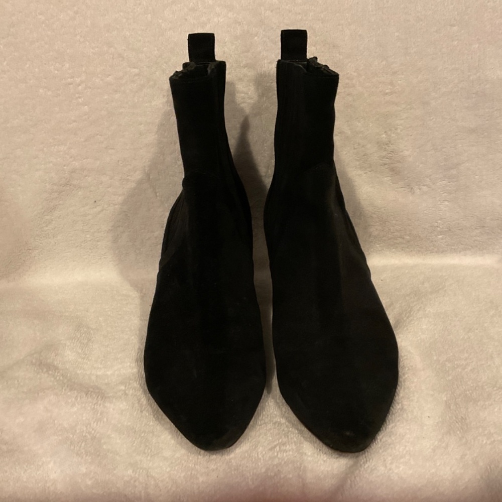 EUC VERONICA BEARD BLACK SUEDE BOOTIES - Picture 3 of 5